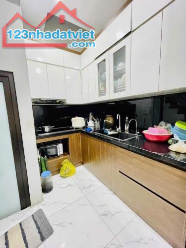 Nhà Mới Trương Định Hoàng Mai 31m 5 Tầng – 3 bước Ô Tô – Full Nội Thất 5,8 Tỷ. - 1