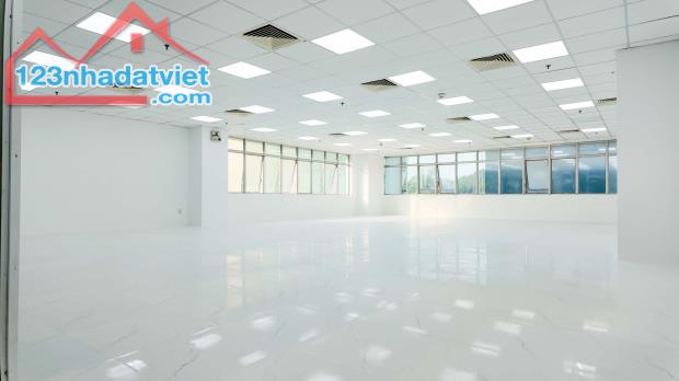 Siêu phẩm văn phòng sang trọng sàn từ 170 - 565m2 ngay khu trung tâm Quận 1 bật nhất SG - 3