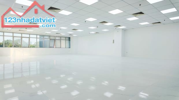 Siêu phẩm văn phòng sang trọng sàn từ 170 - 565m2 ngay khu trung tâm Quận 1 bật nhất SG - 4