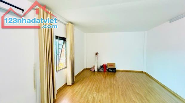 Bán nhà ngõ 296 Minh Khai, 36m2, nhỉnh 5.5 tỷ, trước nhà ba gác quay đầu, ngõ thông KD, - 2