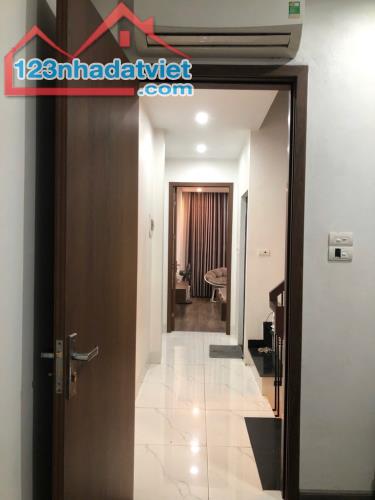 Hiếm có,nhà 3 tầng 33m2 Tây Tựu,nhà dân xây mới kính kong giá 5ty - 4