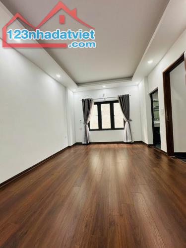 BÁN NHÀ PHỐ NGUYỄN ĐỔNG CHI - GẦN PHỐ - DT 36M2 X 5T GIÁ 7X T LH: 0949859830 - 2