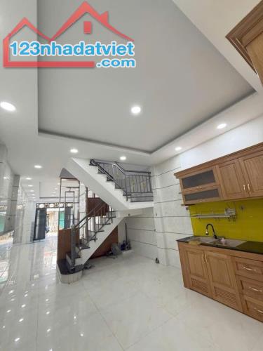 GIẢM MẠNH MẶT TIỀN KHU GÒ XOÀI - ĐƯỜNG XE TẢI THÔNG - 2 TẦNG MỚI ĐẸP - 56M2 CHỈ 5.2 TỶ - 4