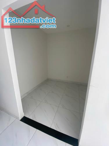 Phòng trọ giá rẻ, sạch sẽ, an ninh tại Bùi tư toàn, p. An lạc, Bình Tân - 4