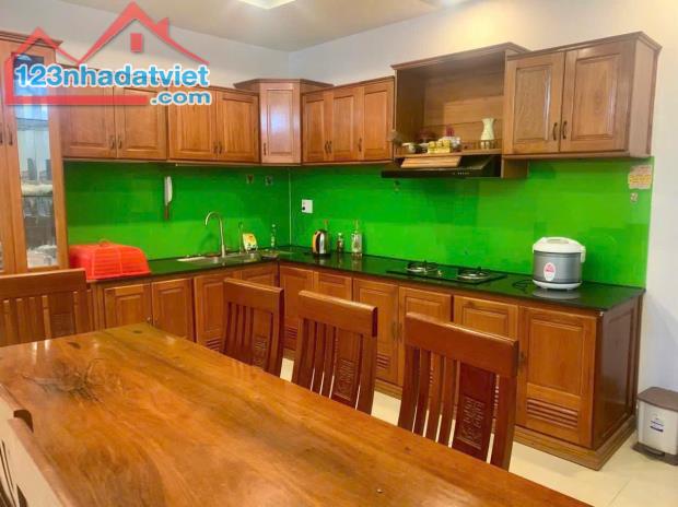 Bán nhà 3 tầng đường Nghiêm Xuân Yêm, nhà mới đẹp, đường lớn trục chính khu Nam Việt Á - 2