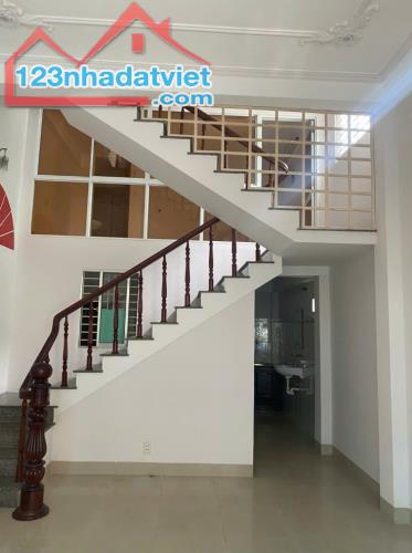♣ Kiệt 3.5m gần Nguyễn Hoàng, Ô tô đậu 20m, 113m2, ngang 9, 2 mặt thoáng, 2 căn nhà riêng