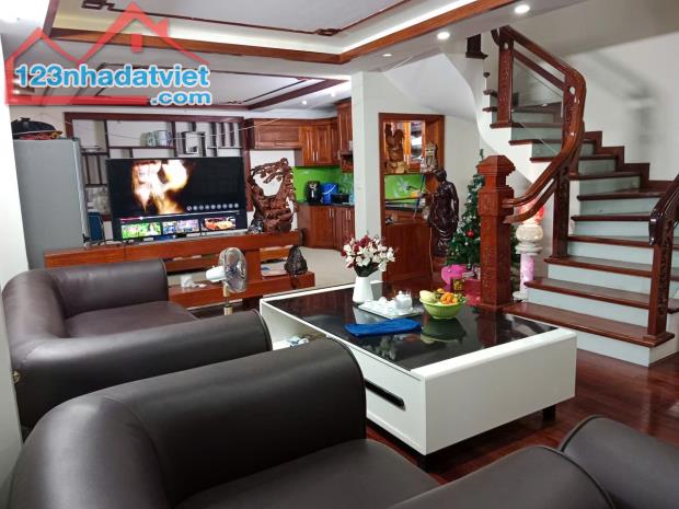 BÁN NHÀ PHỐ LỤA – 70M² – 5 TẦNG – MẶT TIỀN 6M – GIÁ 17.X TỶ MẶT NGÕ THÔNG – KINH DOANH – Ô - 2