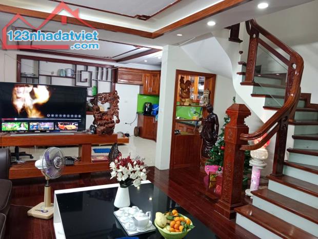 BÁN NHÀ PHỐ LỤA – 70M² – 5 TẦNG – MẶT TIỀN 6M – GIÁ 17.X TỶ MẶT NGÕ THÔNG – KINH DOANH – Ô - 5