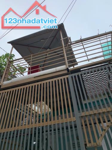 Bán nhà c4 dt 68m2 ngang 6m, hẻm Hà Thành, thông 2/4 ,Trần Qúy Cáp, giá hạ 400 còn 2tỷ 500 - 2
