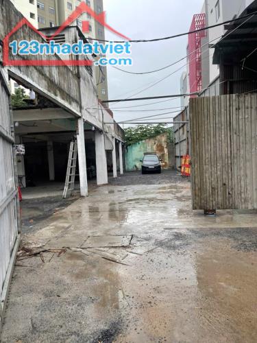 BÁN ĐẤT NGAY KHU SẦM UÁT TÊN LỬA DT 890M2 ĐƯỜNG NHỰA 16M THÔNG TỨ HƯƠNG