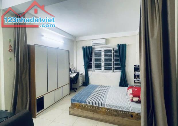 BÁN NHÀ HOÀNG QUỐC VIỆT, HAI THOÁNG, Ô TÔ ĐỖ GẦN – 39M2 x 5T, 7.79 TỶ - 3