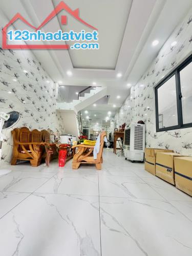 MẶT TIỀN KINH DOANH KHU HỌ LÊ - PHÚ THỌ HÒA - TÂN PHÚ - 113M2 - NGANG 5M - 2 TẦNG