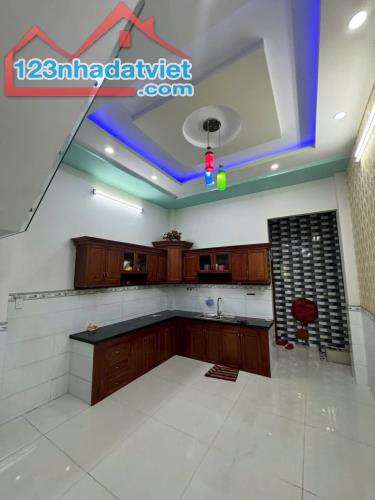 Nhà hẻm Bình Trị Đông,p Bình Trị Đông A dt 68m2 4 lầu 4pn 5wc giá 6,45 tỷ - 4