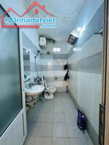 TÂN PHÚ, SÁT ĐẦM SEN, 5 TẦNG, ÔTÔ QUAY ĐẦU, 5.2x9m, NHÀ ĐẸP Ở NGAY, 6.5 TỶ - 3