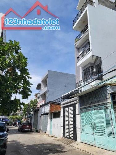 Bán nhà đẹp  mặt tiền đường Hoàn Kiếm Nha Trang  dt 71m kết cấu 5 tầng, giá chỉ  9 Tỷ