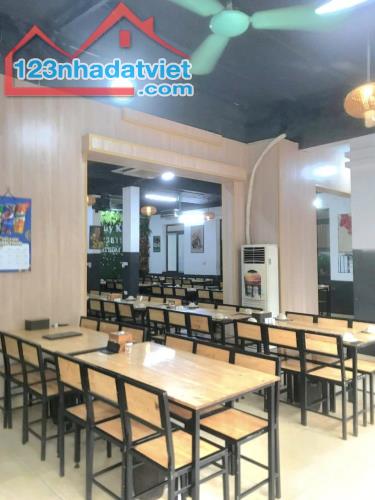 ⚜️ BIỆT THỰ MẶT PHỐ HOÀNG CẦU, ĐỐNG ĐA, 240M2 4T MT 8.5M, XÂY TÒA ĐỈNH, CHỈ 98 TỶ ⚜️ - 1