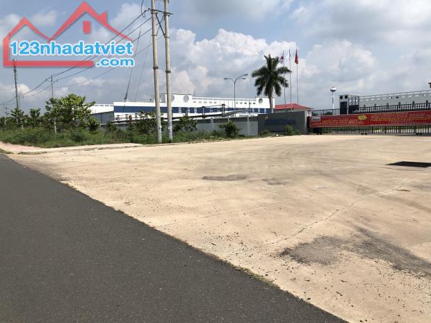 SANG GẤP 250M2 ĐẤT Ở GẦN KHU CÔNG NGHIỆP ĐANG HOẠT ĐỘNG, GẦN CHỢ. GIÁ 220 TRIỆU - 2