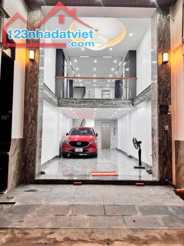 NHÀ 70M2*6T TÂN MAI, THANG MÁY, GARA CHỈ 18,6 TỶ