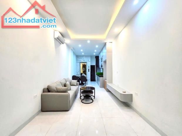 BÁN NHÀ PHÚ ĐÔ - 6 TẦNG - THANG MÁY - Ô TÔ ĐỖ CỬA - FULL NỘI THẤT XỊN XÒ