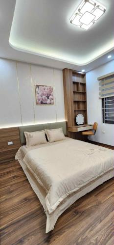 Bán Nhà Phố Hoàng Mai diện tích 35m2 4PN 7.95 Tỷ - 1