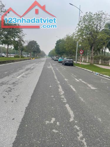 TOÀ NHÀ CHDV HOÀNG VĂN THÁI – 7 TẦNG THANG MÁY – 2 MẶT NGÕ – DÒNG TIỀN 65TR/THÁNG – GIÁ - 3