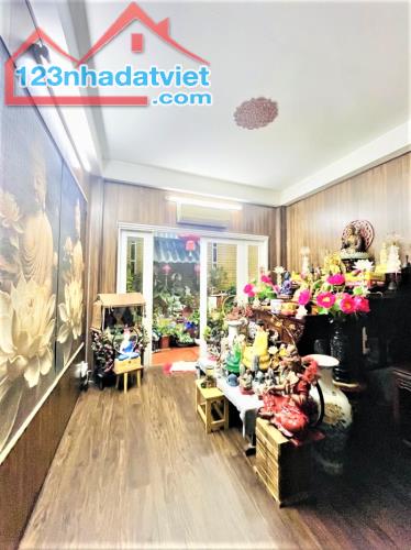 7 TỶ X TL - NHÀ ĐẸP PHƯỜNG 3 TÂN BÌNH HIẾM BÁN - HẺM THÔNG - 50M2 4 TẦNG 4PN MASTER ĐẸP - 3