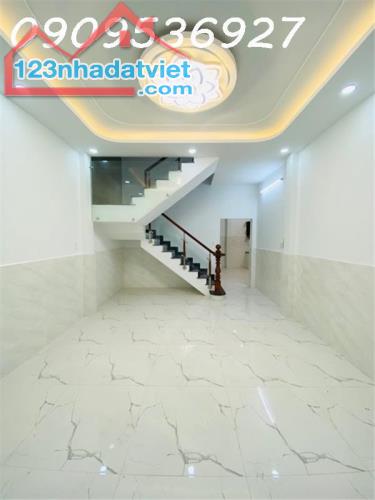 MẶT TIỀN KHU TÊN LỬA - 4 TẦNG KIÊN CỐ - ĐƯỜNG NHỰA 8M - GẦN CÔNG VIÊN - GIÁ CHỈ NHỈNH 6 TỶ - 2