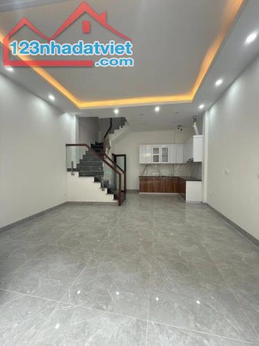 🏠 BÁN NHÀ MỚI 5 TẦNG – TRẦN THÁI TÔNG – CẦU GIẤY – NGÕ RỘNG – CÁCH ĐƯỜNG LỚN CHỈ 50M - CH - 1