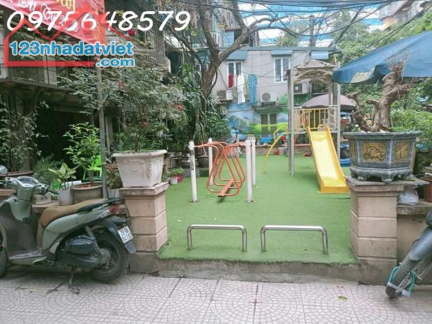 Bán gấp căn hộ Tập thể Vĩnh Hồ 60m Vị trí đẹp giá hợp lý - 3