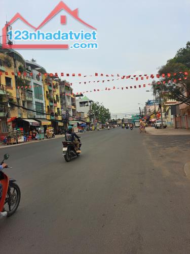 Bán nhà 5 tầng Bùi Minh Trực, Q8 – Gần chợ, gần cầu Chà Và – Đường ô tô – 9 tỷ