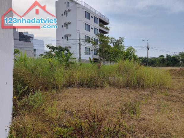 LÔ DUY NHẤT MẶT TIỀN 6m/109m2 Đường HUỲNH THỊ MỘT-Đối Diện Sân Golf, Khu ĐT FPT- HƠN 3 TỶ