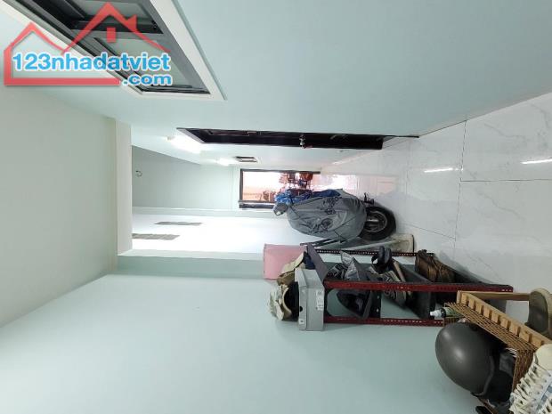 Mặt tiền Dương Quảng Hàm P.5 GV - 100m2 ngang 5 - Đường nhựa 40m - 2