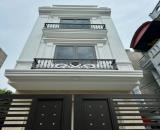 Bán nhà 3 tầng độc lập Lãm Hà, ô tô đỗ cửa 3 mặt thoáng 70m2, vài bước chân ra đến chợ