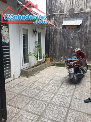 Bán Nhà Bạch Đằng 60m2, 2 Tầng, Gần Hàng Xanh Nhỉnh 4 Tỉ