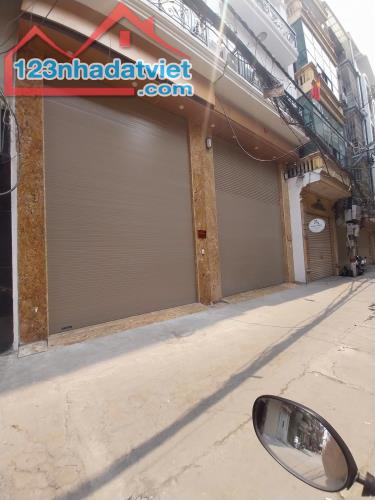BÁN GẤP NHÀ  Kim Đồng tiếp giáp Thanh Xuân, Đống Đa, HBT 65m 6T - Gara  Ô tô tránh. Chỉ - 1