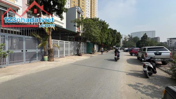 Bán nhà phố Kiến Hưng, đường hai chiều ô tô tránh, vỉa hè, thang máy - 1