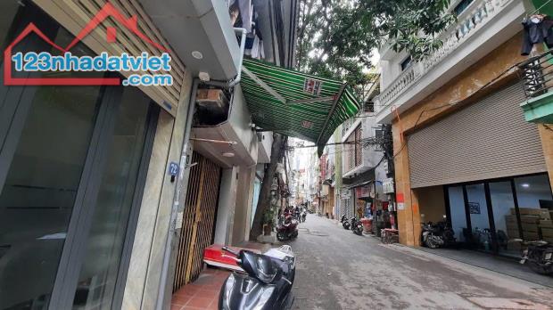 Mặt Ngõ - Kinh Doanh Đỉnh- Ô TÔ - Cát Linh - Đống Đa -Dt:50m2/5 tầng*18 tỷ
