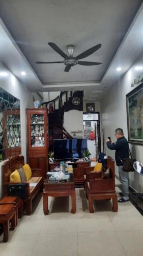 Mặt Ngõ - Kinh Doanh Đỉnh- Ô TÔ - Cát Linh - Đống Đa -Dt:50m2/5 tầng*18 tỷ - 1