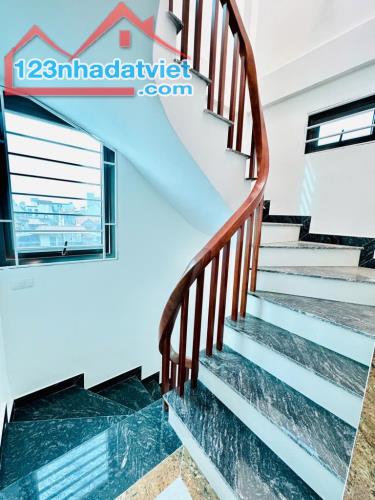 Phú Thượng, tây Hồ, 40m, 6 TẦNG, THANG MÁY, 2 THOÁNG,  giá 8.XX tỷ. X có như không. - 1