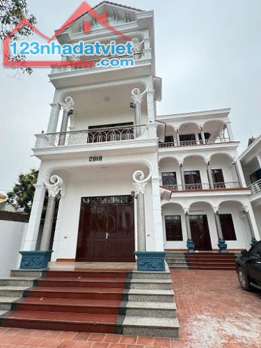 Biệt thự nhỏ 291m2( full thổ cư)