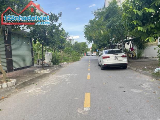 Cần tiền gồng chứng khoán bán 100m đất mặt đường trục chính tổ 12 Thạch Bàn, đường 13m - 1
