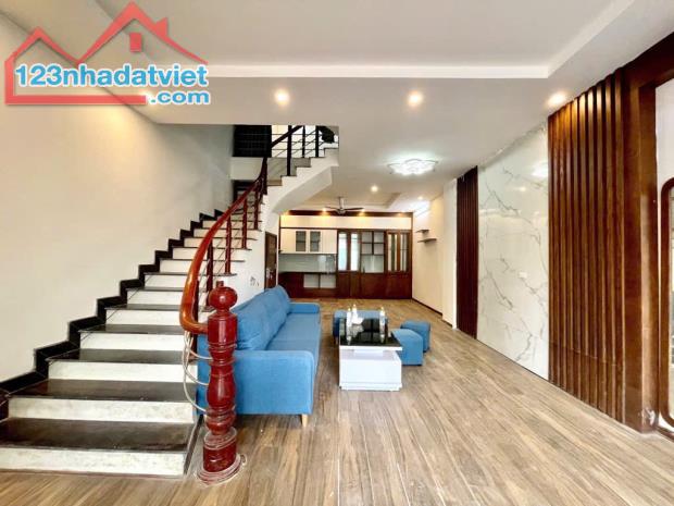 BÁN NHÀ DIỆN TÍCH 80M ,ÔTÔ TRÁNH,MẶT PHỐ YẾT KIÊU ,VĂN QUÁN ,HÀ ĐÔNG CHỈ  15 TỶ