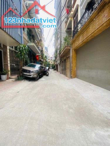 Người nhà tôi bán nhà MẶT PHỐ KIM ĐỒNG  nguyên bản. KINH DOANH. 56m 5T - Chỉ 17.8 Tỷ