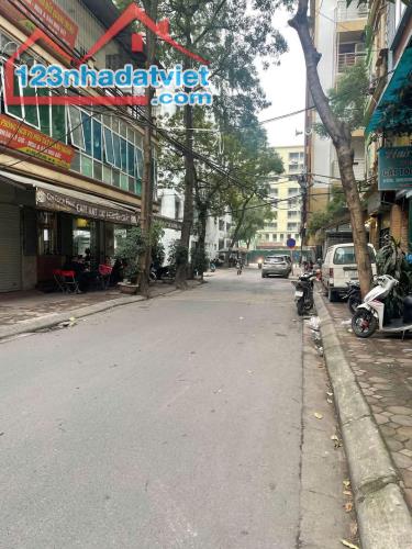 Người nhà tôi bán nhà MẶT PHỐ KIM ĐỒNG  nguyên bản. KINH DOANH. 56m 5T - Chỉ 17.8 Tỷ - 1