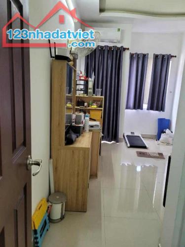 MẶT TIỀN ĐƯỜNG NGUYỄN DUY  NHÀ ĐÚC  NHÀ ĐẸP Q8 - 3