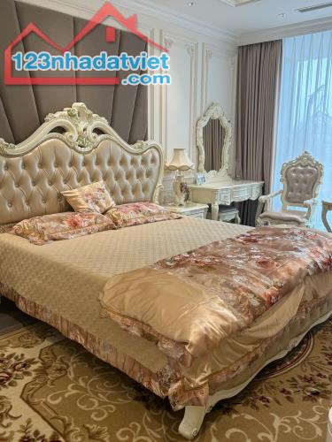 Bán Chung Cư Cao Cấp Sunshine Golden River , 141M2 , Tầng đẹp , Full Nội Thất Tân Cổ - 4