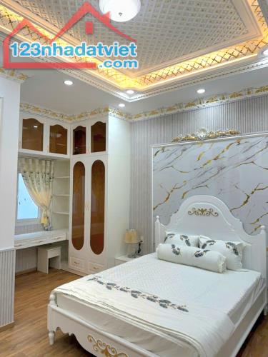 Bán Nhà Đẹp, Tặng Nội Thất, Hẻm 6m, 95m2, 3 Tầng, Chỉ 8 Tỷ 5, Đào Tông Nguyên, Nhà Bè - 4