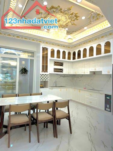 Bán Nhà Đẹp, Tặng Nội Thất, Hẻm 6m, 95m2, 3 Tầng, Chỉ 8 Tỷ 5, Đào Tông Nguyên, Nhà Bè - 5