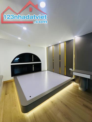 Nhà đẹp phố Hào nam full tiện ích - 1