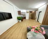 Bán căn hộ chung cư đường Đặng Văn Ngữ, Đống Đa, nhà đẹp full nội thất, 2 ngủ, 2vs